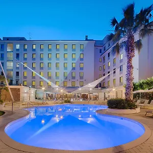 Nh Hotell