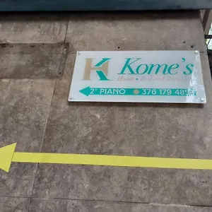  Pensión Kome's